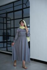 کفتان تابان رنگ سبز با دوخت حرفه‌ای و طراحی خاص